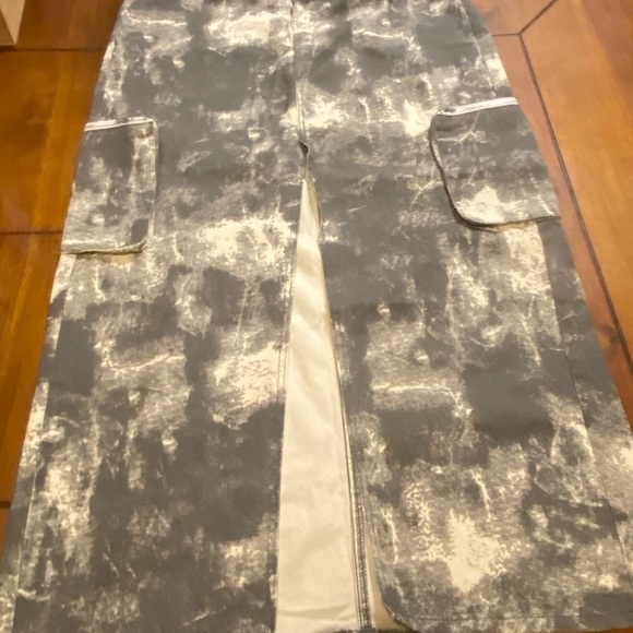 SHEIN SXY Ladies Tie Dye Split Front Denim Skirt With Functional Pockets - Picture 7 of 13